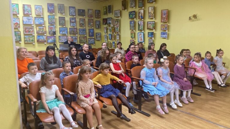 D-SlNqJ-8oPsohFyLXw09nUrvU7waTCKM2S5FGdEKjLV-cJzp4FwVu9TBr0Vh-5EUgC2_5bHRcRC1t4gqCYdvmlP