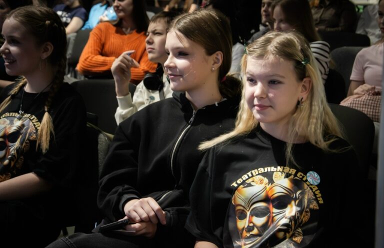 Db4C6B4Kg08-6iYwA3bNihc8MDobgHMbZWZ_M9WHfVU30NujpzMRoYkA4MDMQHVAW-idIcpDjrYYmMU4dd367Mua