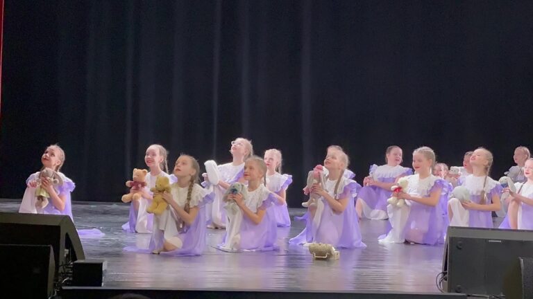 ih6hz0w4XBxIRNA2knXigbtLc1c8yFhCw9piaN8DTQtFfWLh3QmlT47QPq1yer7gXcOR9r-glb5M8cq3T4QKzHBb